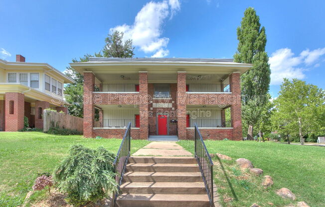 201 NW 17 ST