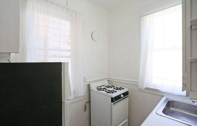 Studio, 1 bath, $1,595, Unit #3