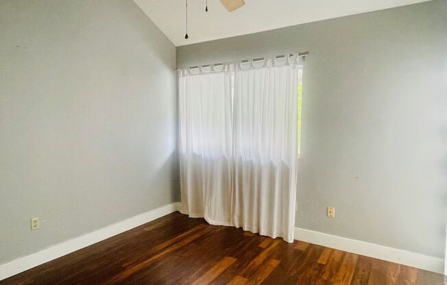 3 beds, 3 baths, $3,700, Unit # L 301