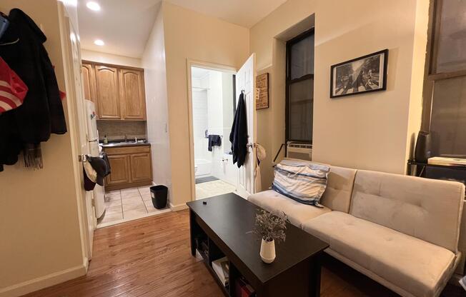 Studio, 1 bath, $2,400, Unit 1