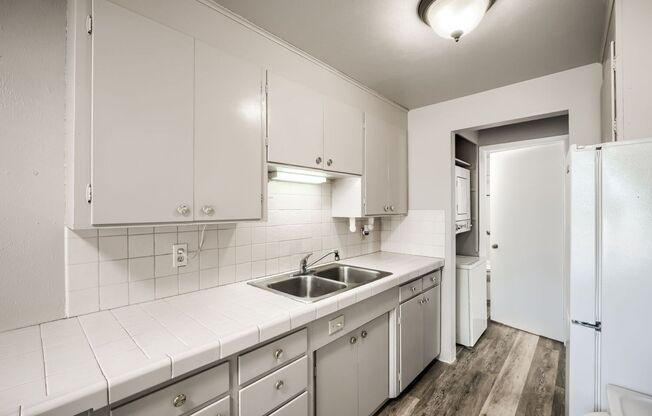 9502 Whitman
