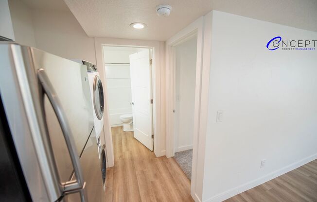 1 bed, 1 bath, 402 sqft, $1,315, Unit 121- (44)