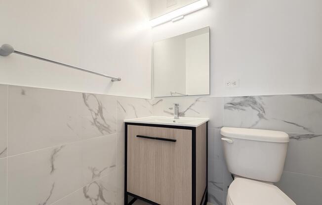 2 beds, 1.5 baths, 940 sqft, $7,995, Unit 12G