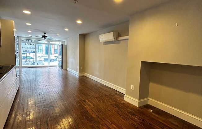 Studio, 1 bath, 11 sqft, $1,095, Unit 1