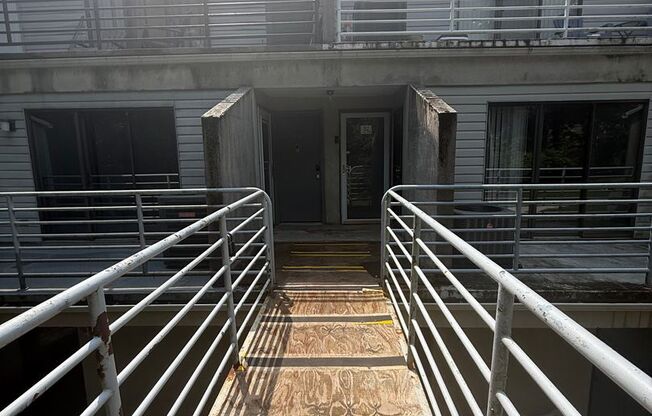 Fresh Paint and Updated Condo in Parkville MD!