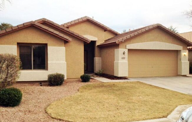 Nice 3 bedroom 2 bath home in Mesa!