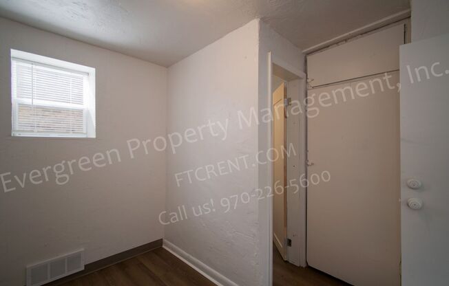 2 beds, 1 bath, $1,095, Unit #16