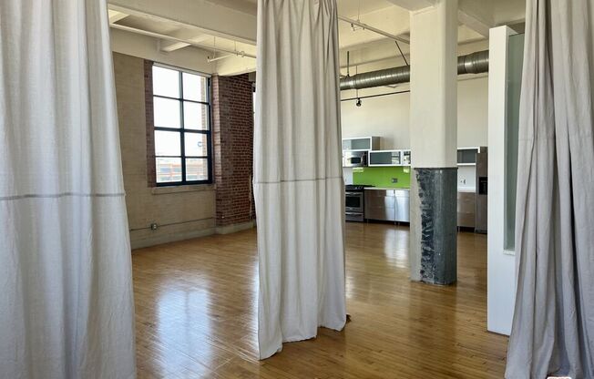 1 bed, 2 baths, 1,189 sqft, $3,950, Unit 504