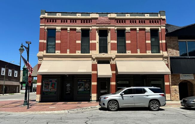 700 Central, Historic Living!