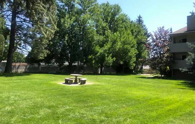 Country Homes Court Apts