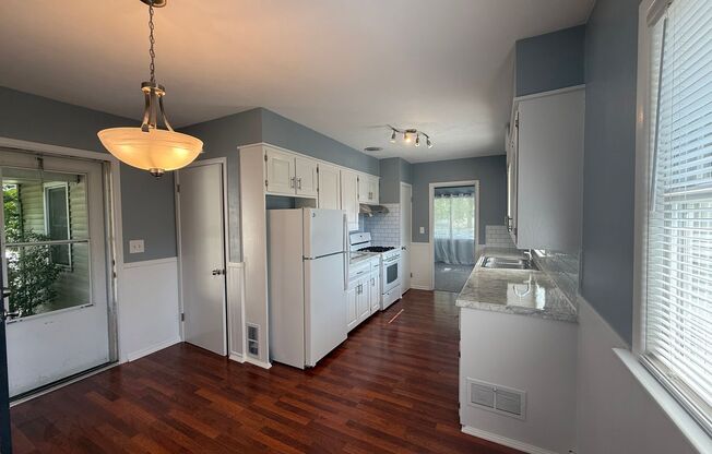 Beautifully Updated 2 Bed, 1 Bath Home for Rent – Great Location Near US-131