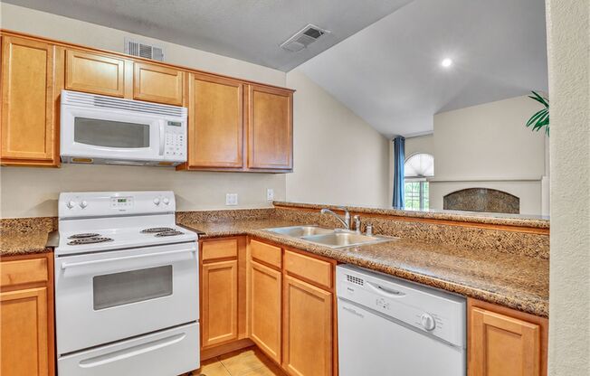 2 BED 2 FULL BATH BONDO ON SECOND FLOOR NEAR POOL