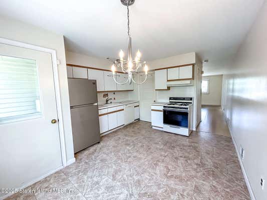 536 DRUMGOOLE RD W