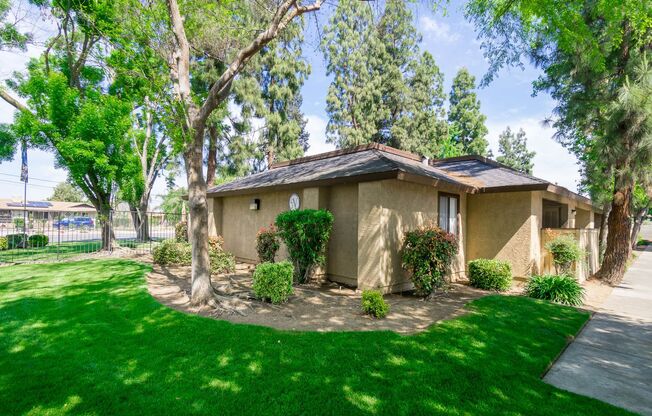 3 beds, 2 baths, $1,750, Unit 243