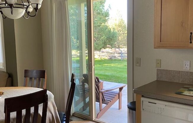 2 beds, 2 baths, $2,200