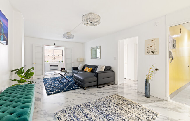 1 bed, 1 bath, 850 sqft, $5,000, Unit 14A