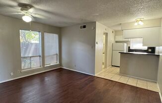 105 E 38th