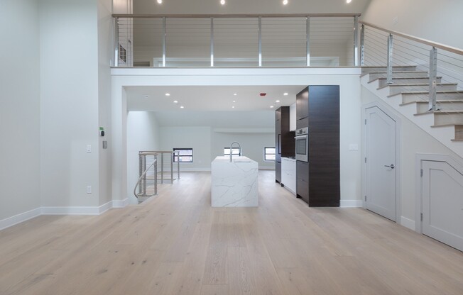 3 beds, 2.5 baths, 2,230 sqft, $6,300, Unit PH