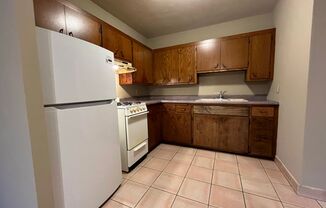 224 Bates Ave