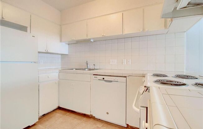 Charming 2 Bedroom, 1 Bath Condo in Prime North Central Austin Location