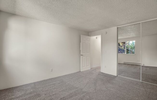 #165 RIVERVIEW APARTMENTS