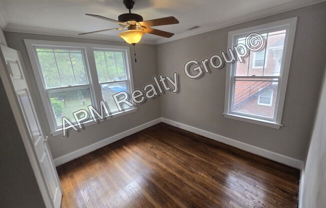 Upstairs condo in Earlewood Commons