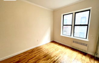 2 beds, 1 bath, $2,950, Unit 43