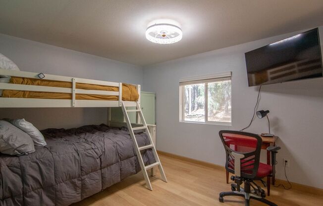 3 beds, 2 baths, $1,995