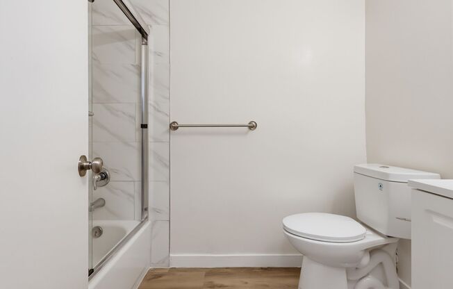 1 bed, 1 bath, 557 sqft, $1,950, Unit #102