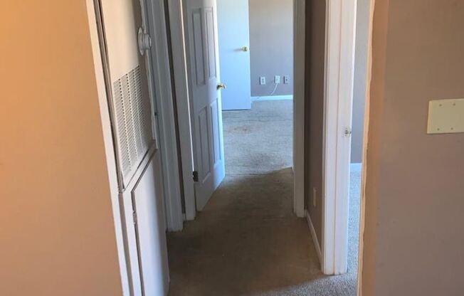 Excellent 2 bed / 1 bath within Regency Gardens near Orlando International  Airport