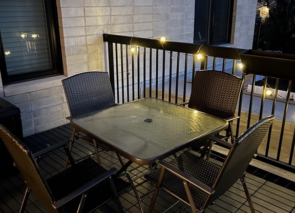 2 beds, 2 baths, 1,200 sqft, $4,500, Unit 414