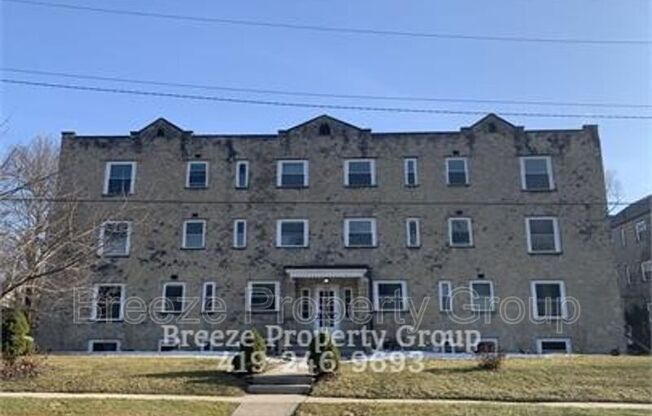 1945 OTTAWA DR