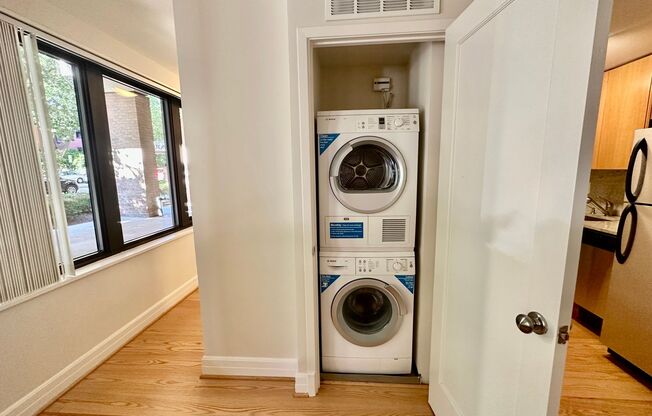 1 bed, 1 bath, 600 sqft, $3,100, Unit 0127