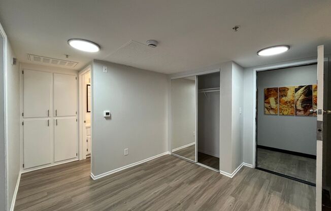 1 bed, 1 bath, 700 sqft, $1,698, Unit 219