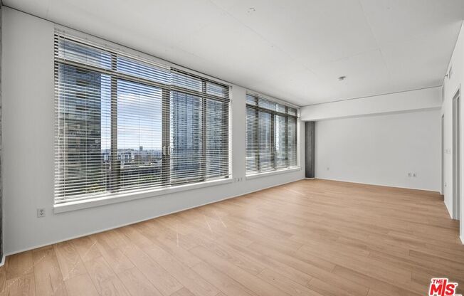 1 bed, 1 bath, 790 sqft, $2,600, Unit 1019