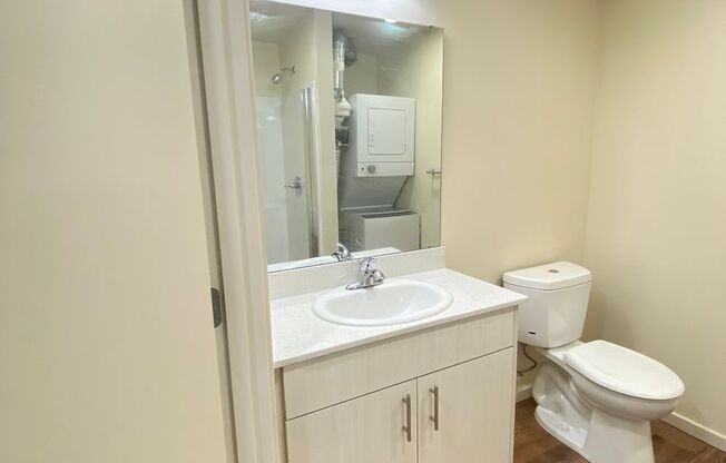 Studio, 1 bath, 175 sqft, $1,999, Unit 329