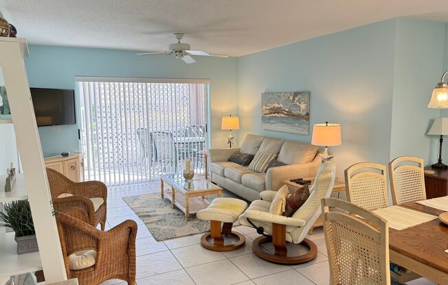 2 beds, 2 baths, $2,495