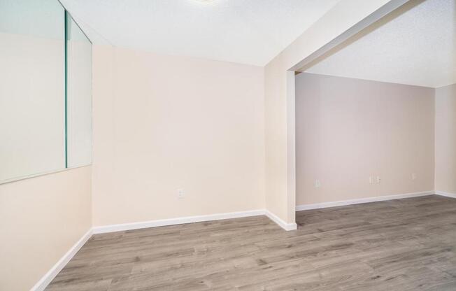 700 E Airport Blvd. Apt I5