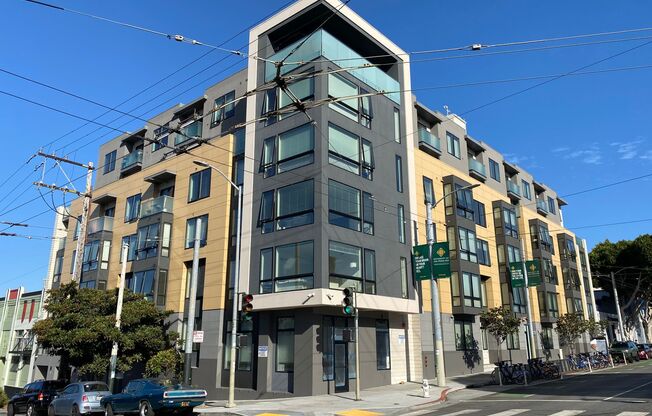 1 bed, 1 bath, 575 sqft, $3,525, Unit 480 Potrero Ave, Unit 506