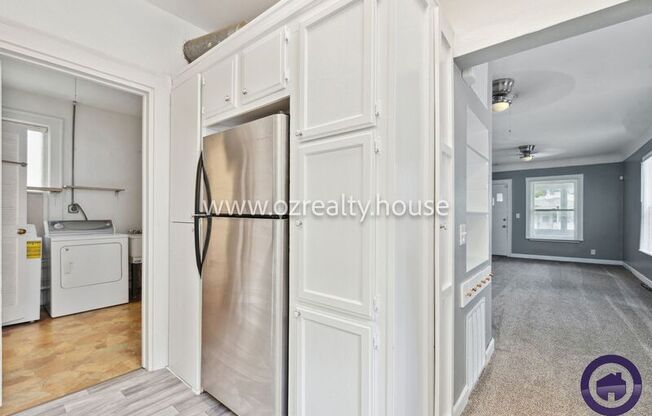 1453 PROUTY AVE