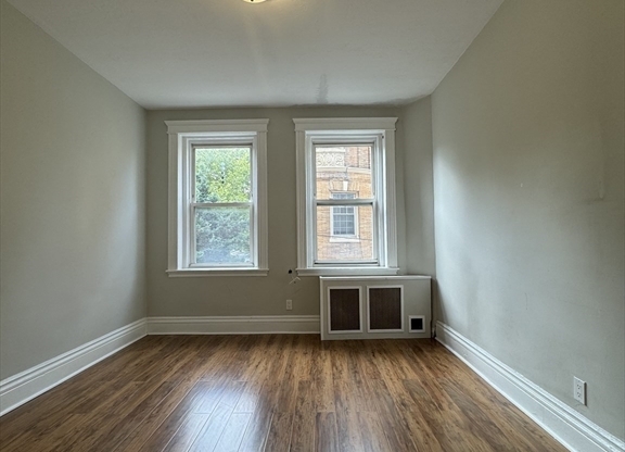 2 beds, 1 bath, 750 sqft, $3,600, Unit 403