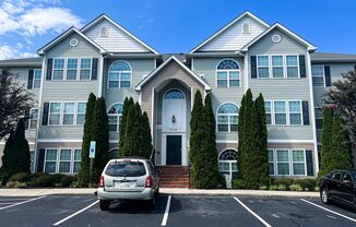 Cute Greensboro 2 Bedroom 2 Bathroom Condo