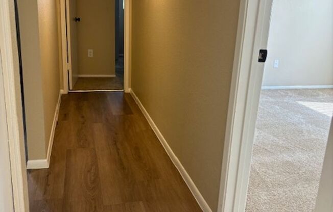 2 beds, 1 bath, 830 sqft, $1,349, Unit 140