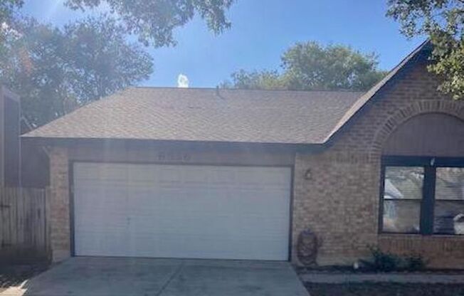 Spacious open concept ranch - pets allowed