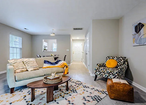 2459 BAY HBR DR