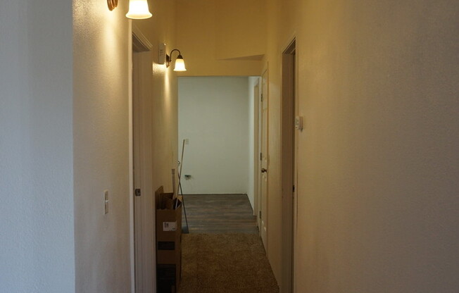 908 E Main St