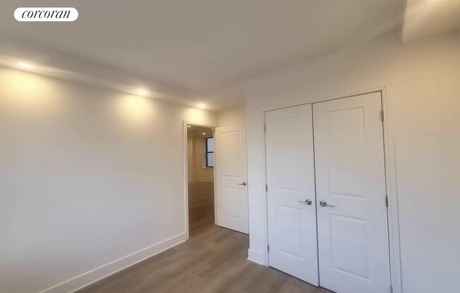 2 beds, 2 baths, $6,850, Unit 14R