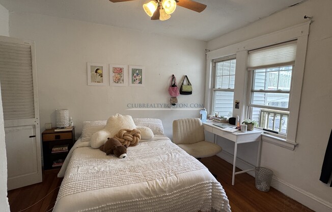 56 MONTFERN AVE