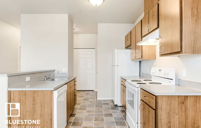 2 beds, 2 baths, 1,015 sqft, $1,550, Unit 1334-201