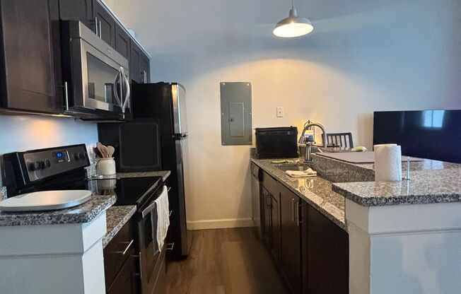 1 bed, 1 bath, 600 sqft, $1,599, Unit 420